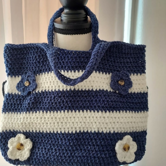 Meet your Posher, Varnetta - Picture 5 of 7